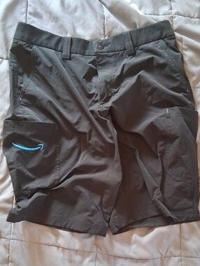 Men's Amazon Black Utility Cargo Shorts with Blue Accent B2